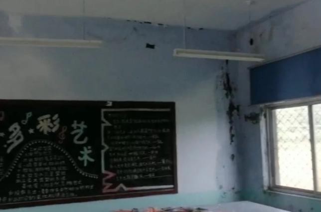 如图片无法显示,请刷新页面