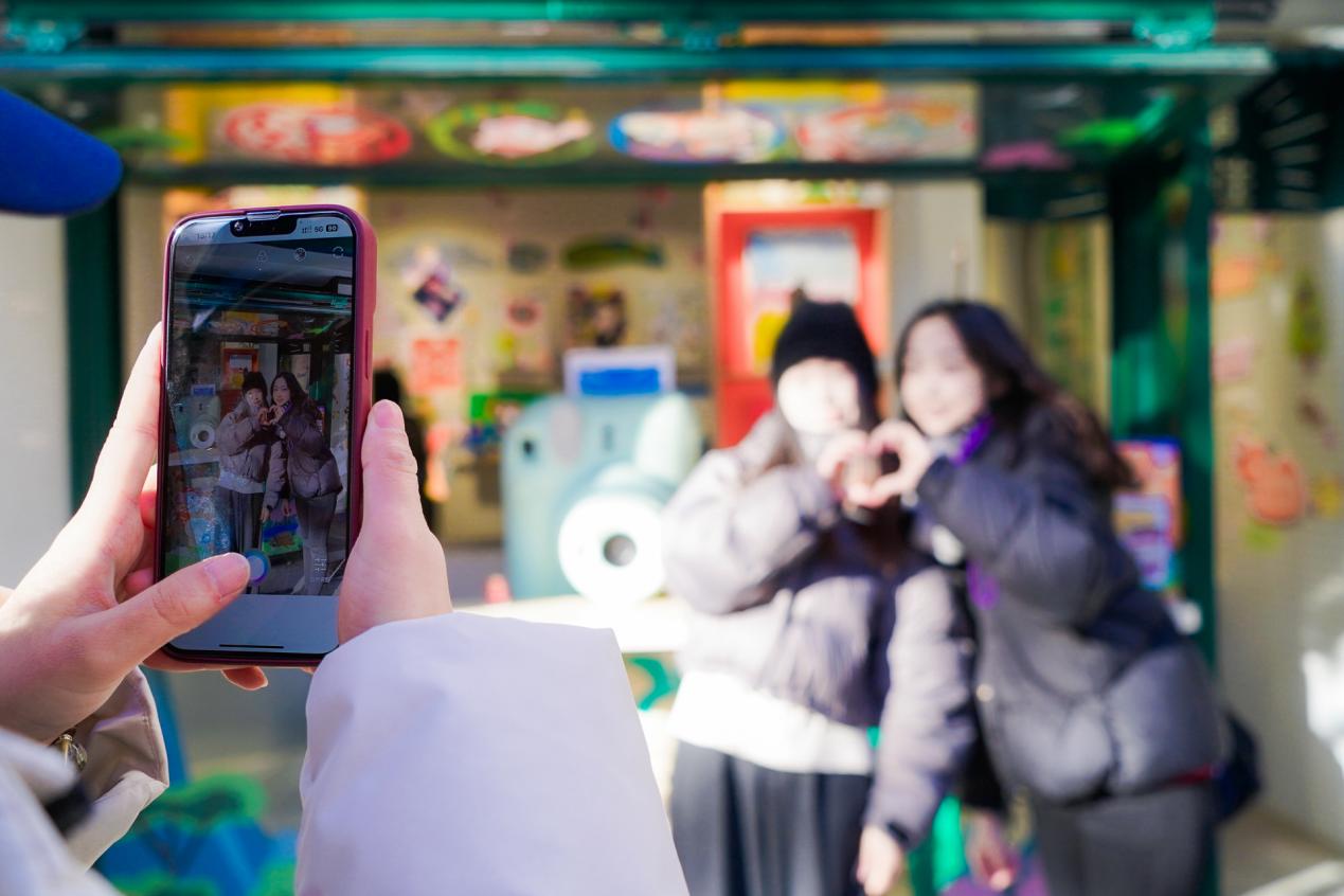 【新闻稿】故事商店-富士instax-修改1.docx 如图片无法显示,请耐心等待